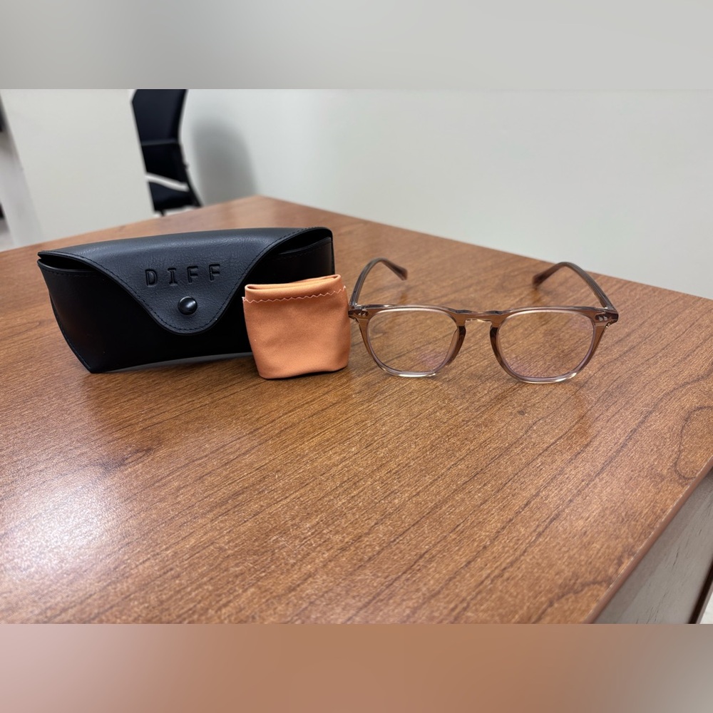 DIFF Eyewear clear Brown bluelight Glasses with Case
